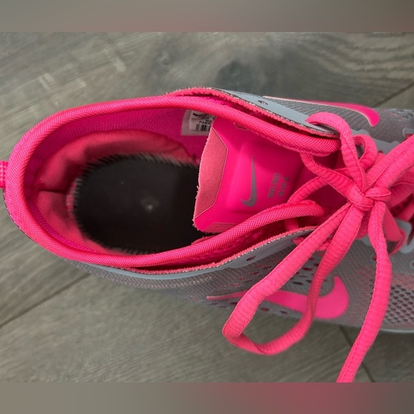 Women's Nike Pink and Gray Free TR FIT4 Shoes - Picture 3 of 7